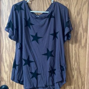 Maurice’s Dark Grey Tshirt with Black Stars